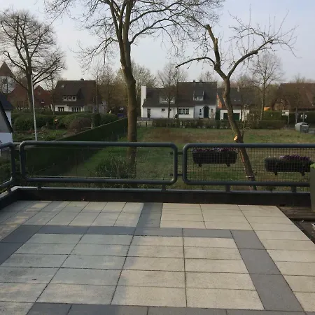 Idyllische Stadtrandwohnung شقة *