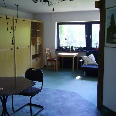 Idyllische Stadtrandwohnung شقة *